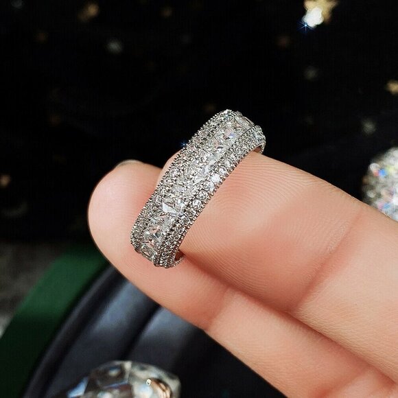 925 Sterling Silver Diamond Eternity Ring Band Wedding Statement Ring